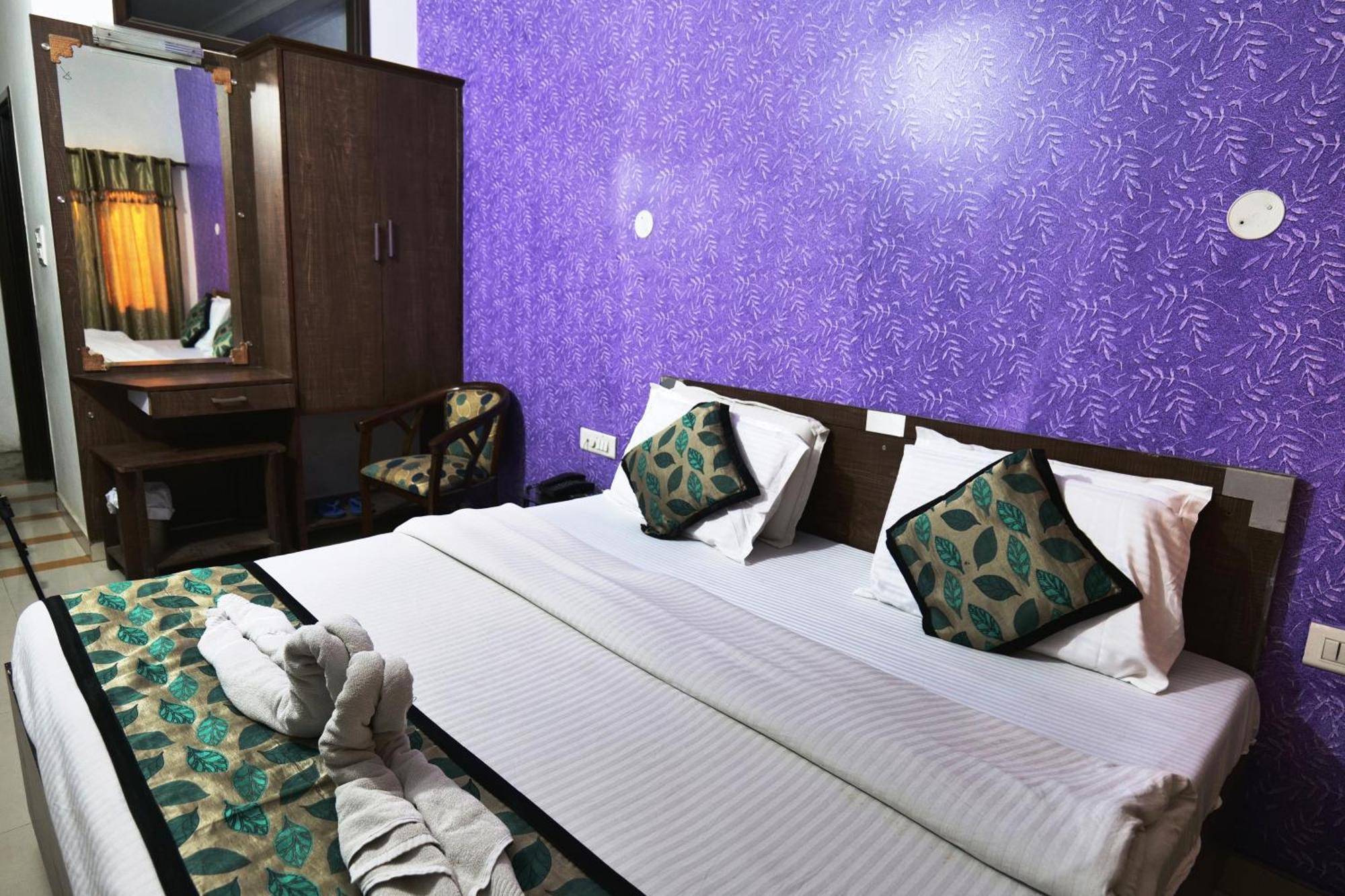 Hotel Holiday Comfort 阿姆利则 外观 照片