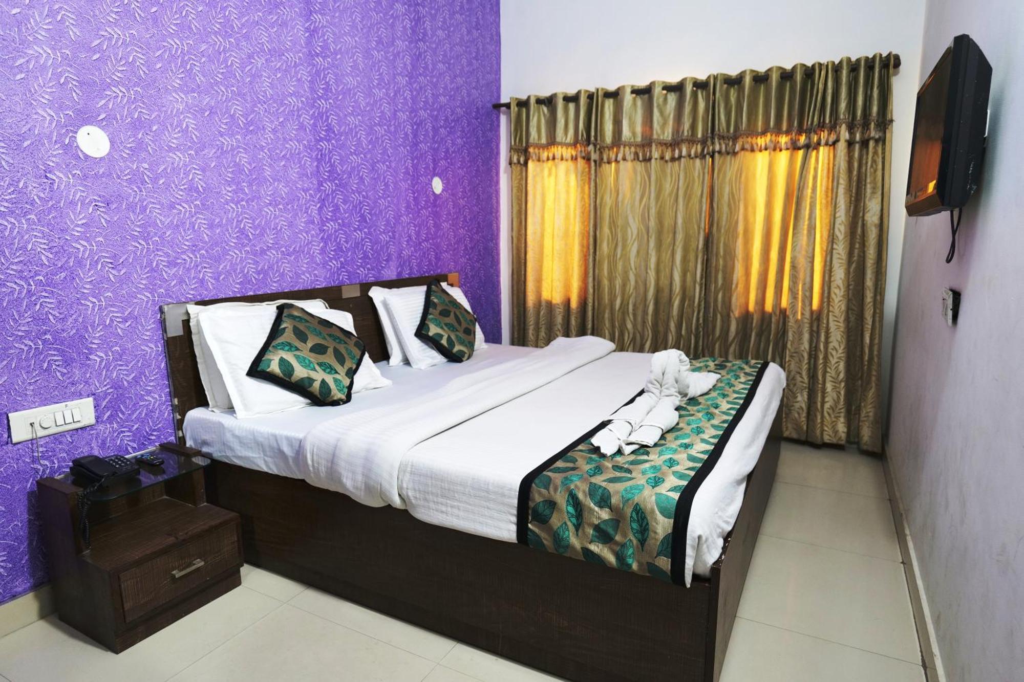 Hotel Holiday Comfort 阿姆利则 外观 照片