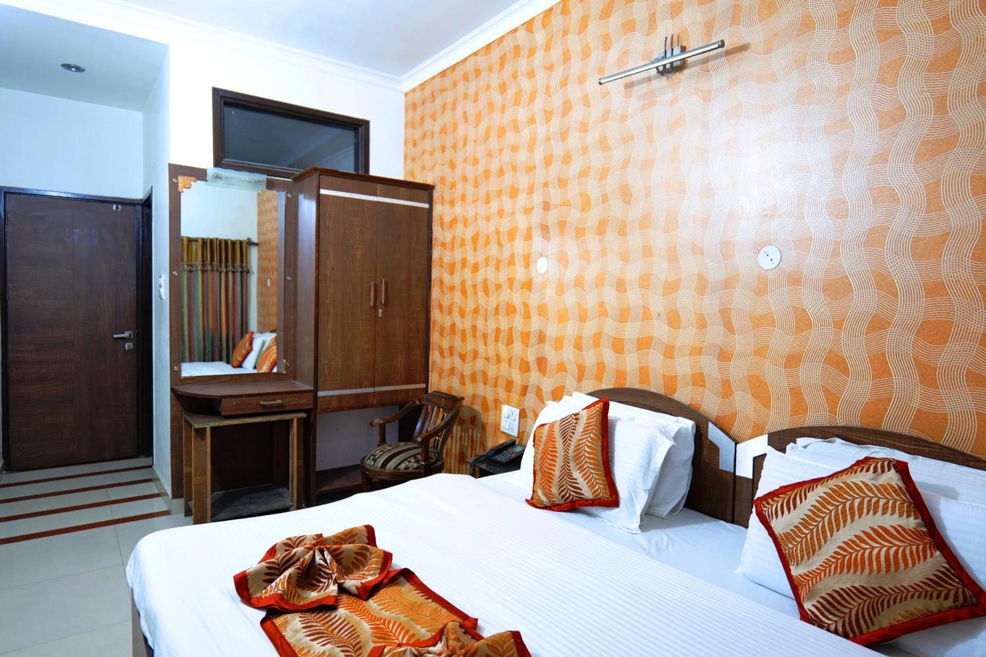 Hotel Holiday Comfort 阿姆利则 外观 照片