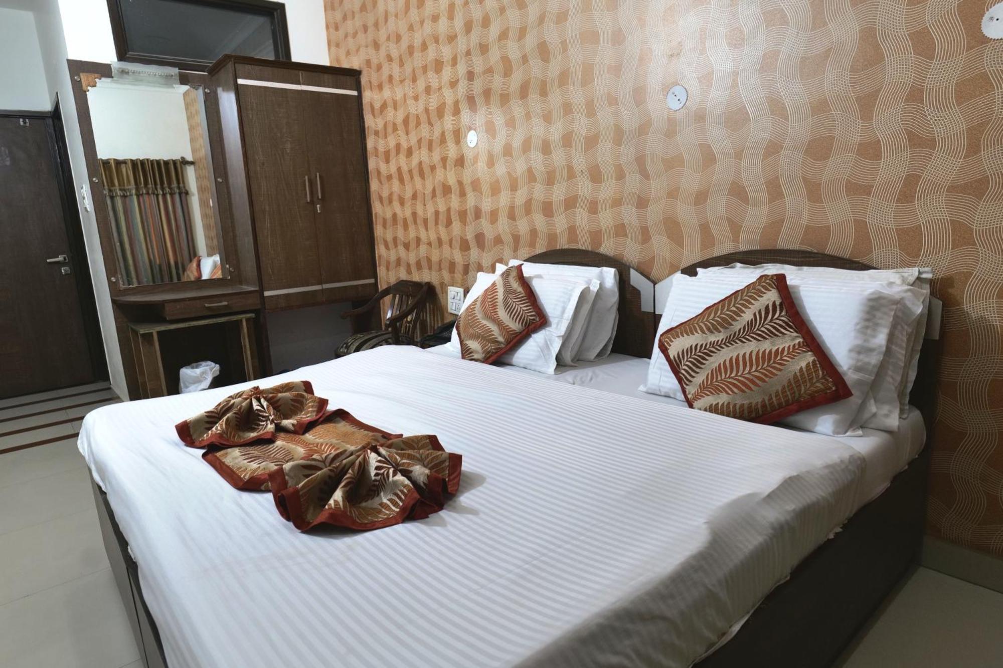 Hotel Holiday Comfort 阿姆利则 外观 照片