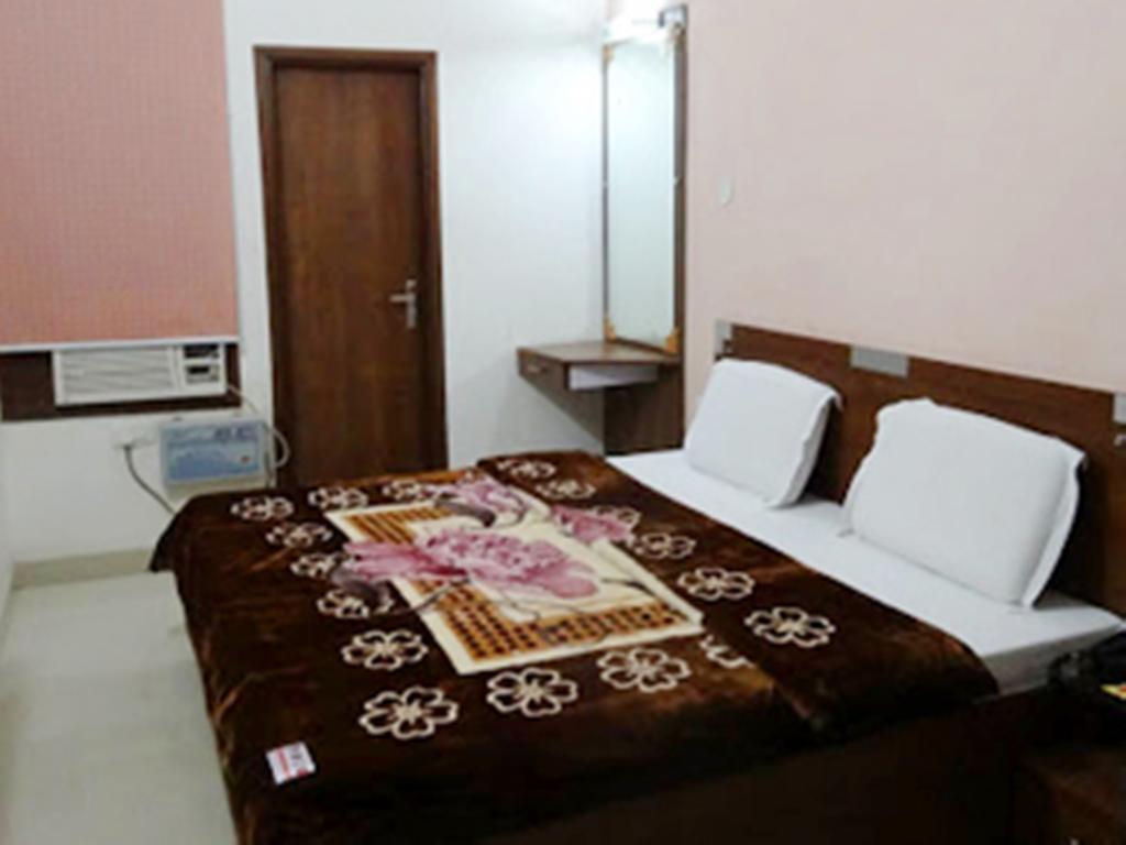 Hotel Holiday Comfort 阿姆利则 外观 照片